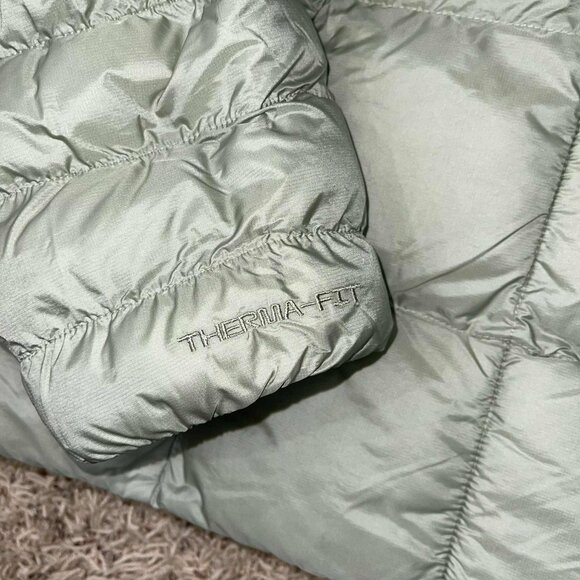 Nike Swoosh PrimaLoft Therma-FIT Oversized Hooded Puffer Crop Jacket, Women's L - Picture 13 of 16